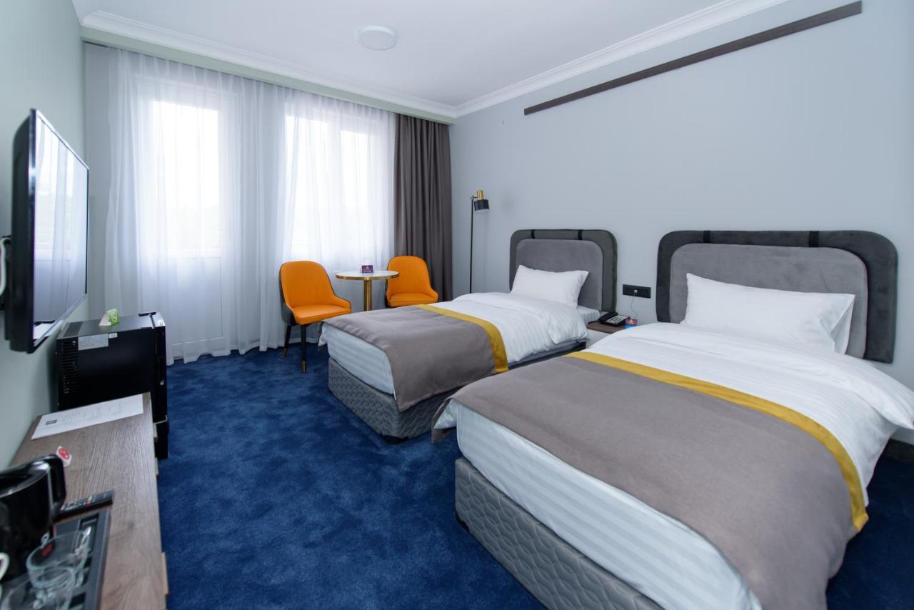 Kirovakan Hotel Vanadzor Exterior foto