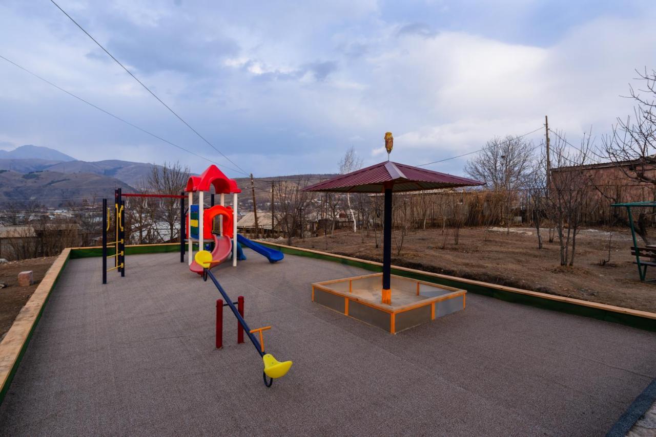 Kirovakan Hotel Vanadzor Exterior foto